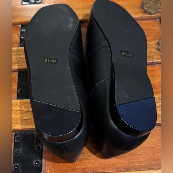 Bandolino Liberty Plaid Loafers in Black,Tan and Red - Picture 6 of 9